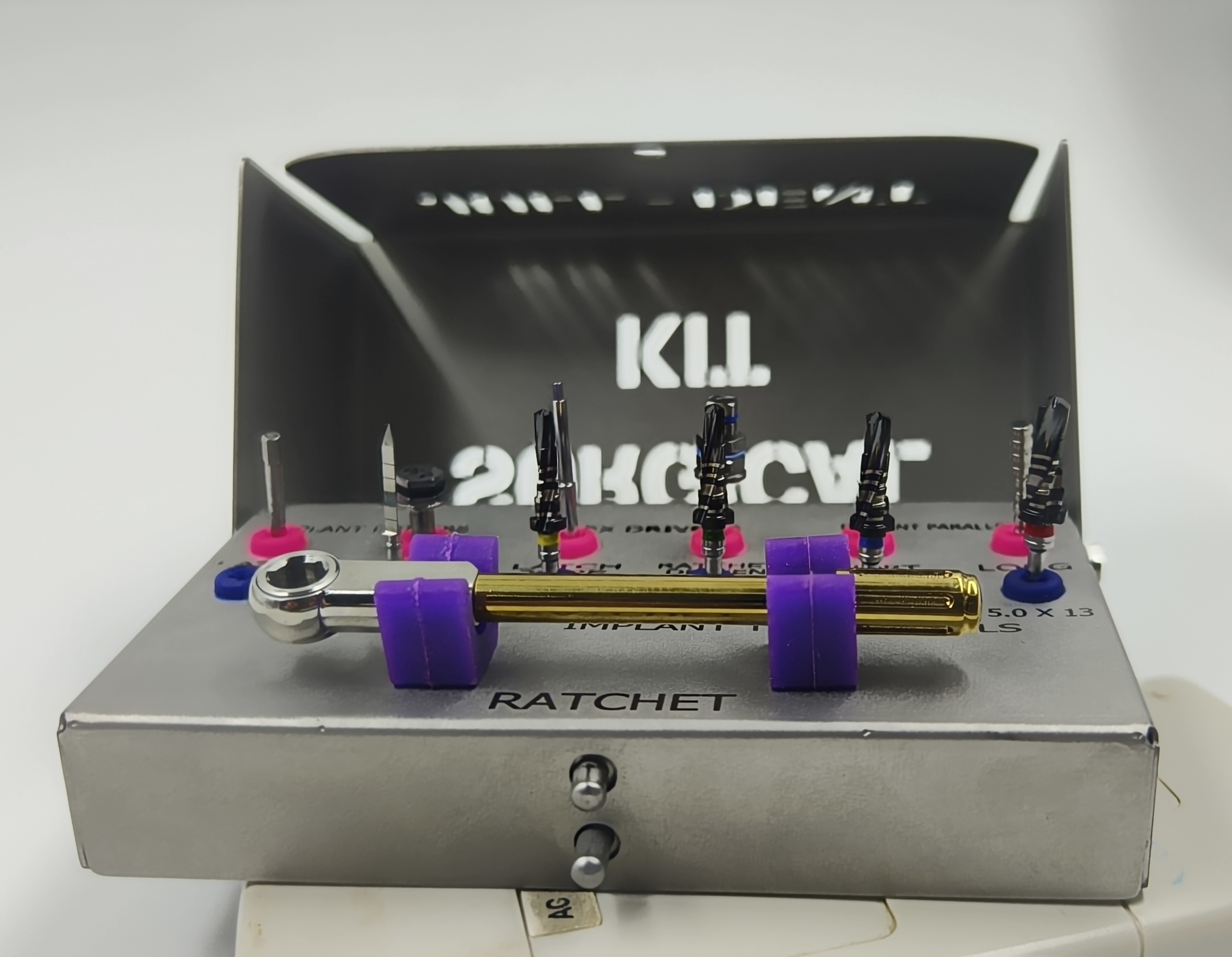 Julldent 223 Korean Surgical Box